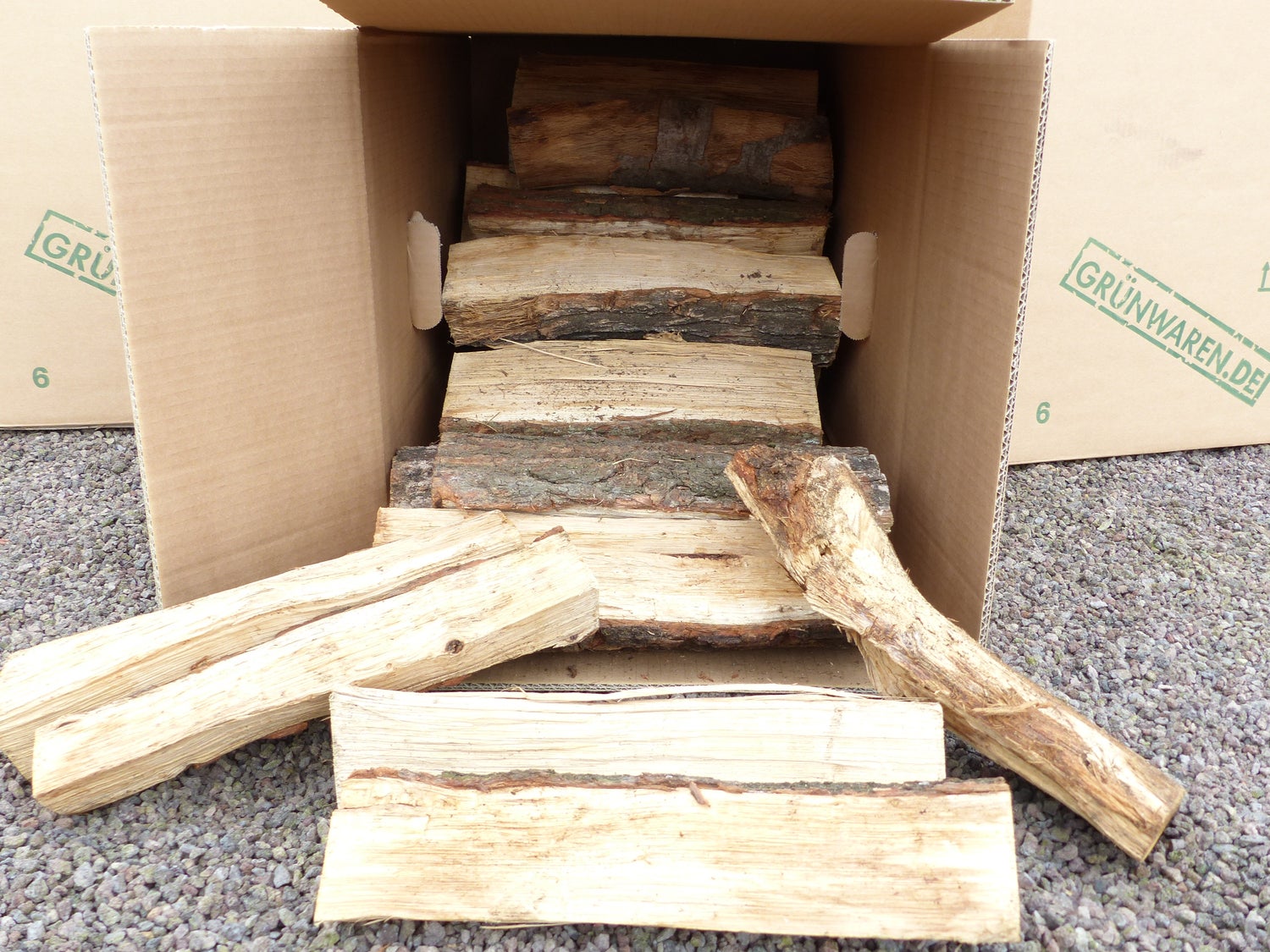 Saunatür mit Holzrahmen und Glaseinsatz