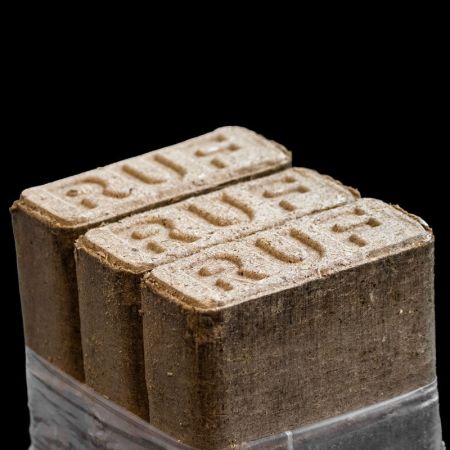 RUF Briketts 48 Packungen x 10 kg (480 kg) - Stimmungsfoto