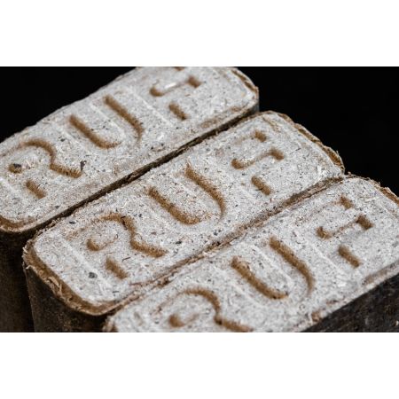 RUF Briketts Palette 96 Packungen à 10 kg (960 kg) Stimmungsfoto